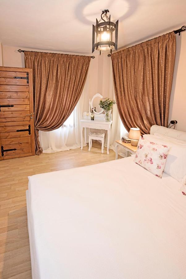 Athina House *